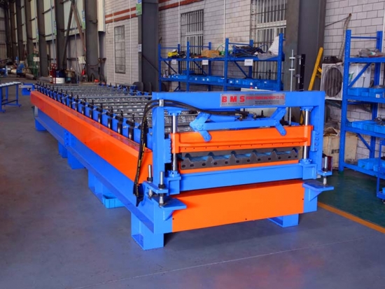 YX30-1000 Roof Panel Roll Forming Machine					